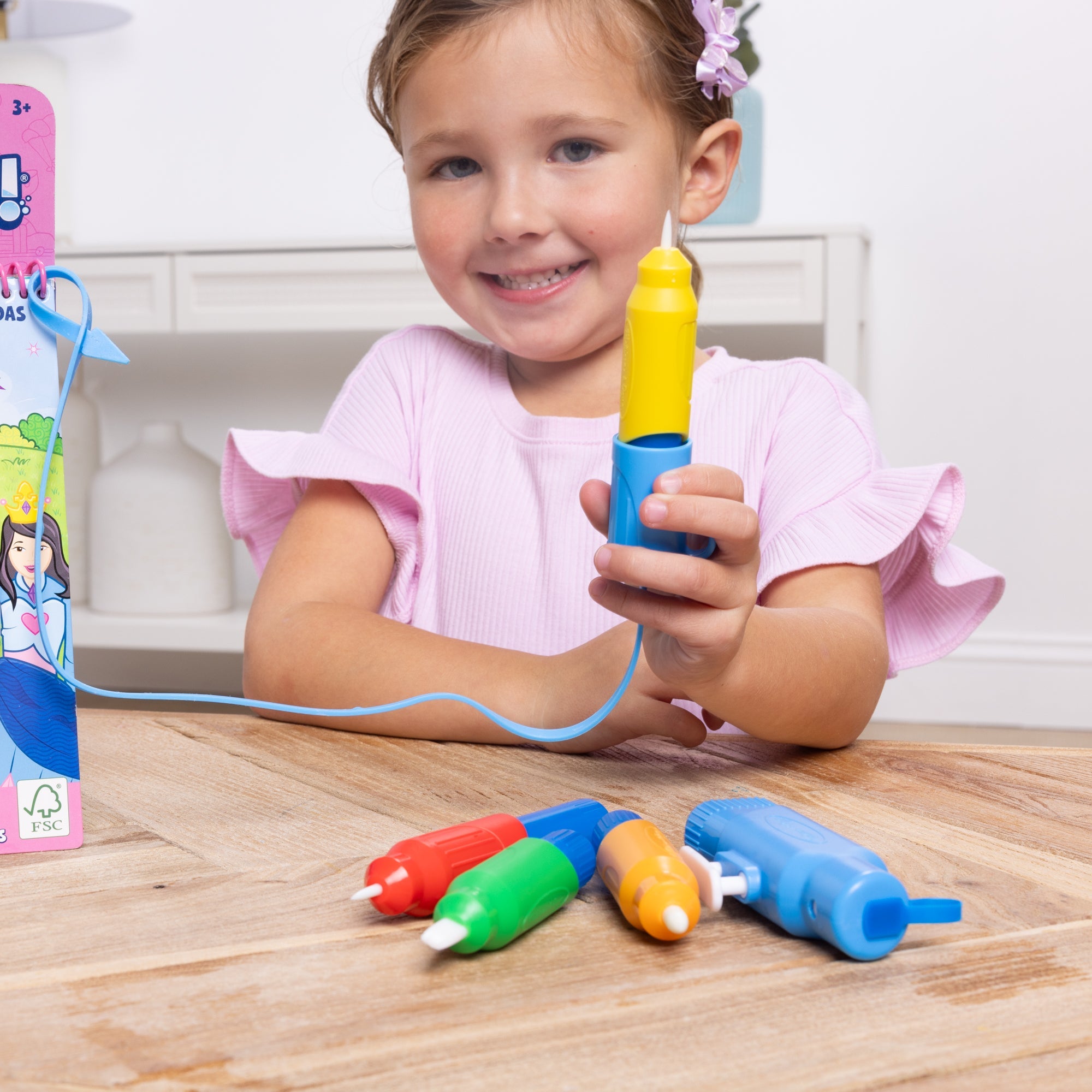 Water WOW! Pen Pack (4 Water Pens. Sprayer. Tether Cap)
