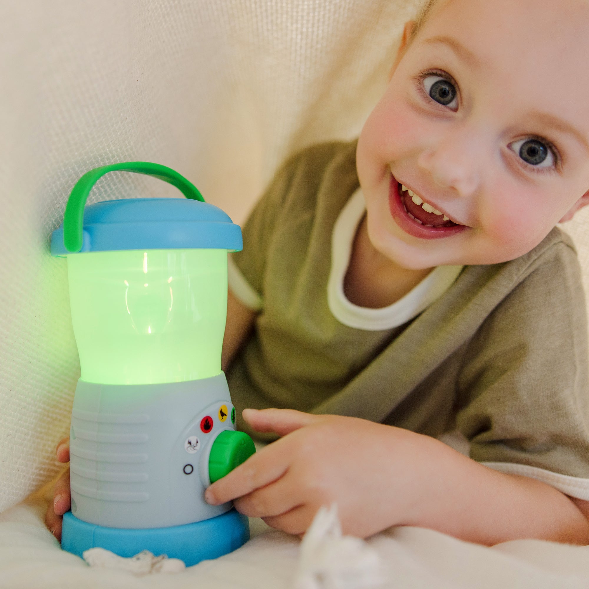 Let’s Explore Light & Sound Lantern Play Set